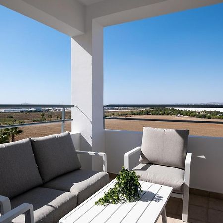 Appartement The Saline Views Makenzy à Larnaca Extérieur photo