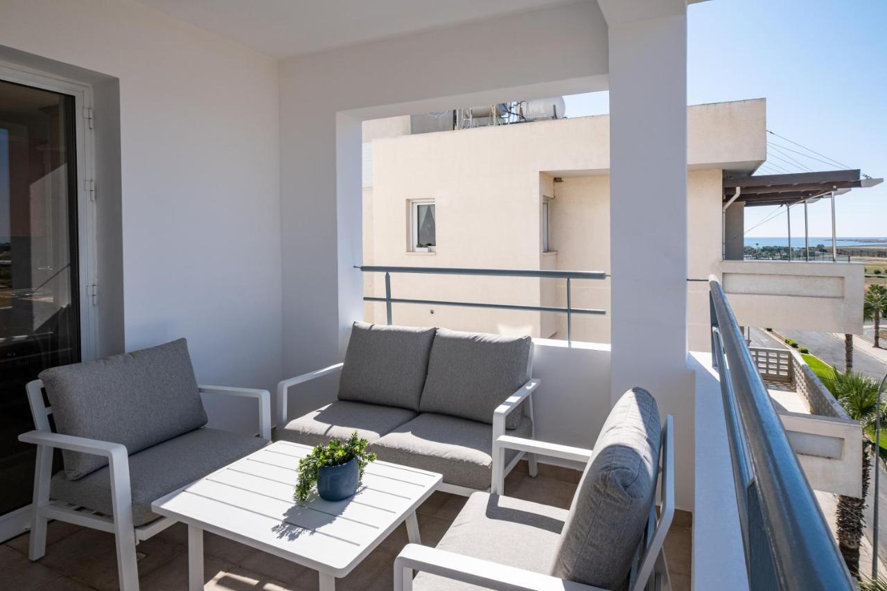 Appartement The Saline Views Makenzy à Larnaca Extérieur photo