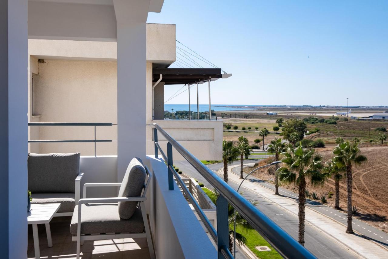 Appartement The Saline Views Makenzy à Larnaca Extérieur photo